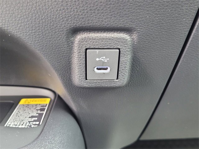 Used 2025 Toyota Corolla SE image 36