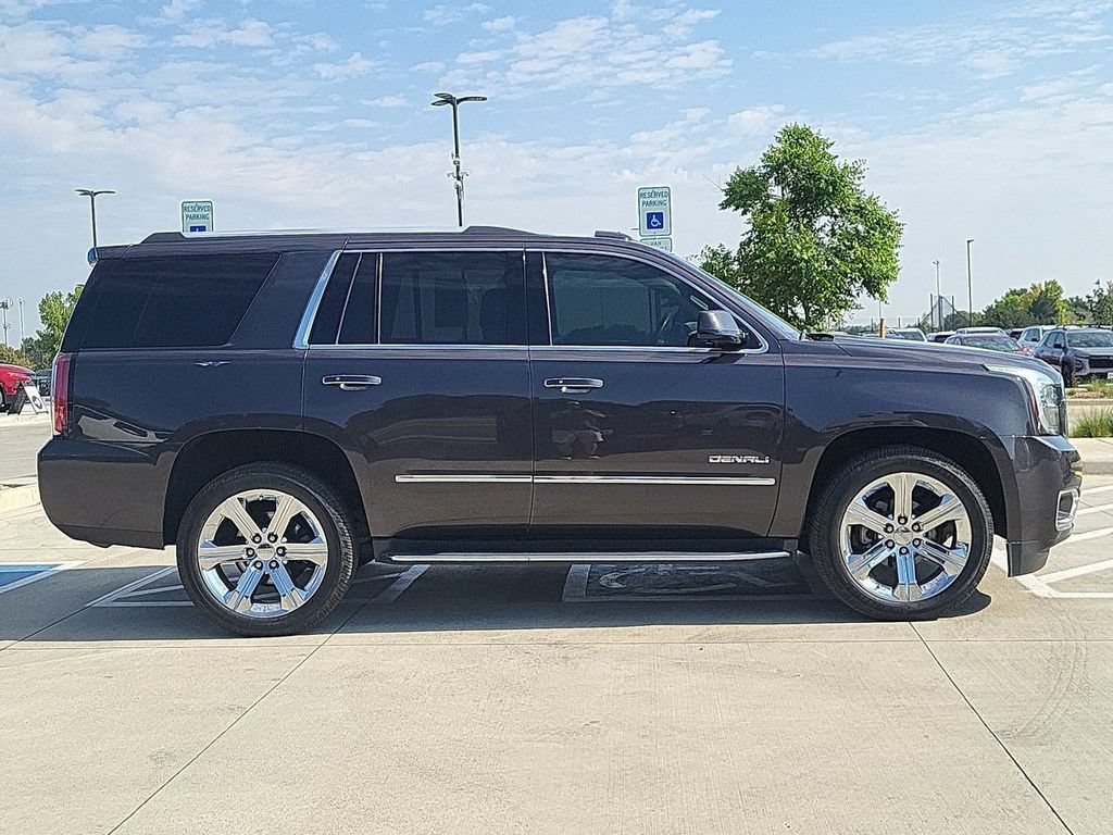 Used 2016 GMC Yukon Denali w/ Open Road Package AWD/4WD image 9
