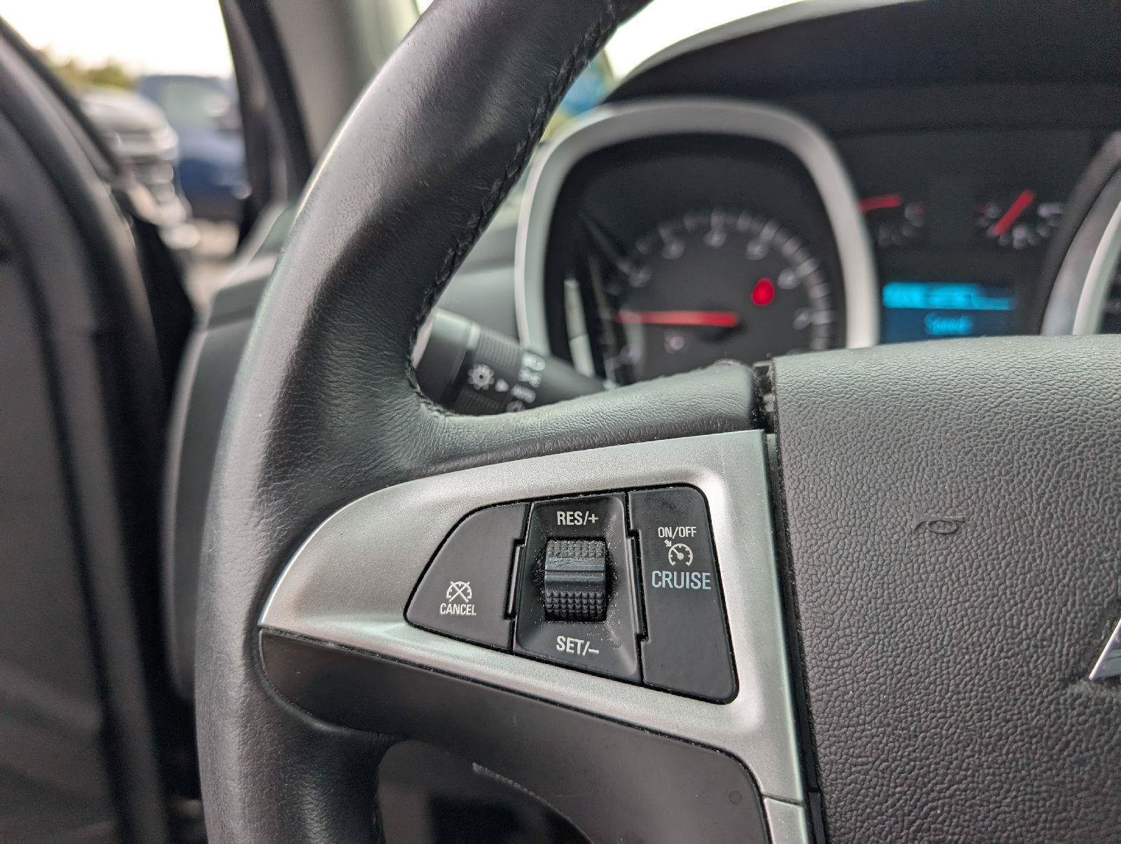 Used 2015 Chevrolet Equinox LT AWD/4WD image 14