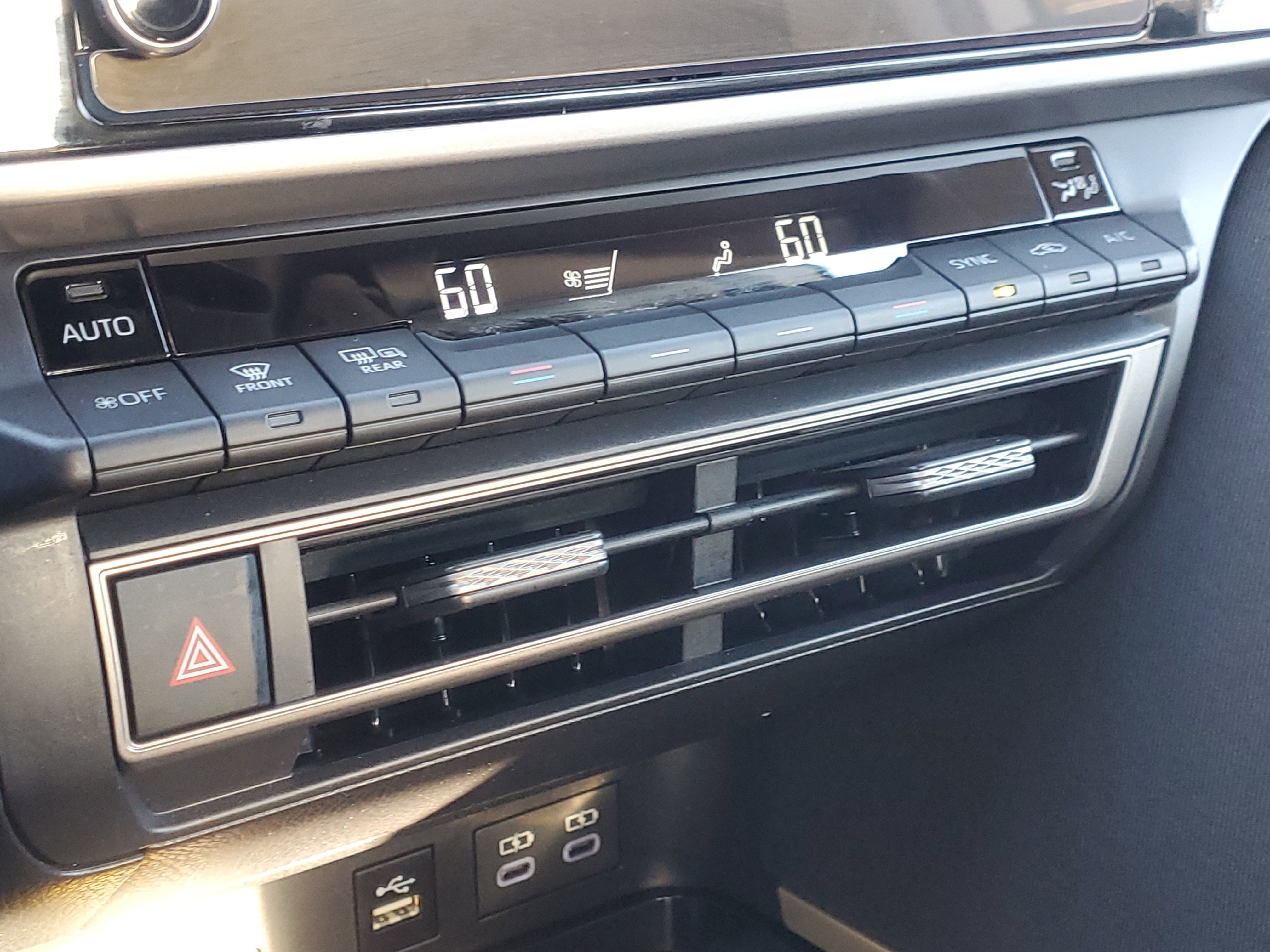 Certified 2025 Toyota Camry LE image 28