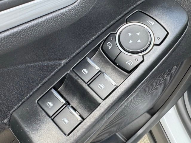 Used 2025 Ford Escape Platinum AWD/4WD image 52