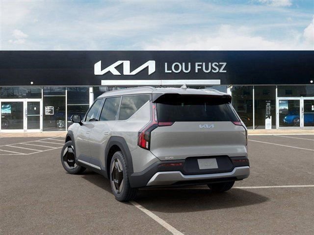 New 2026 Kia EV9 Wind AWD/4WD image 4
