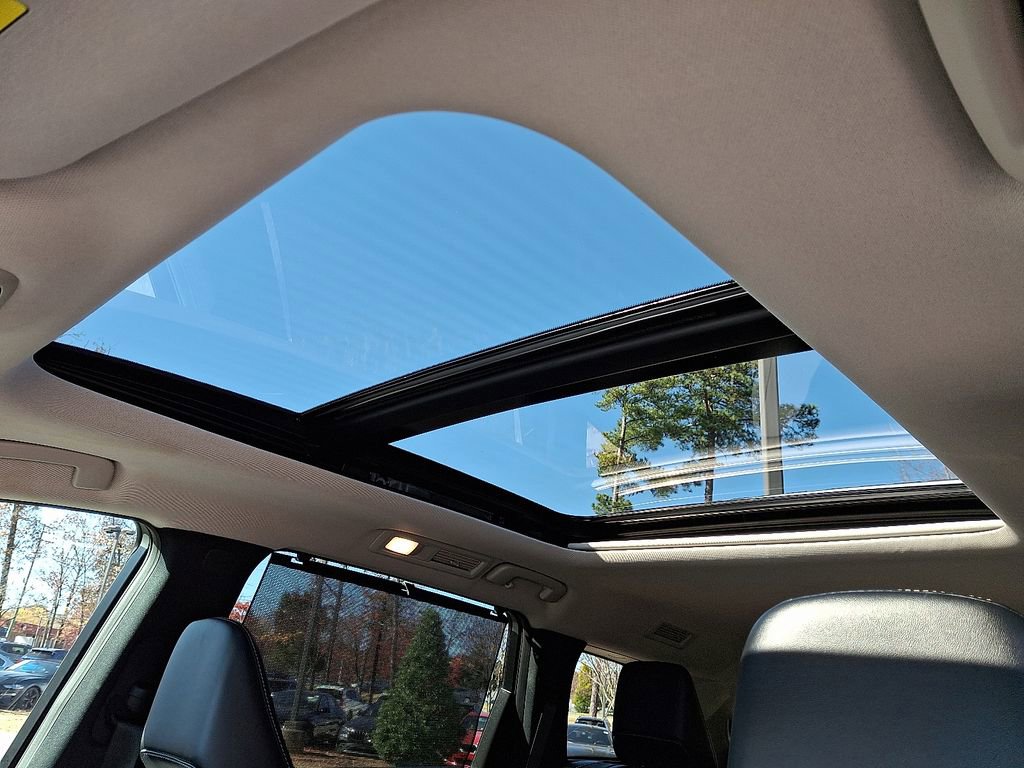 Used 2023 INFINITI QX60 Sensory w/ Vision Package image 15