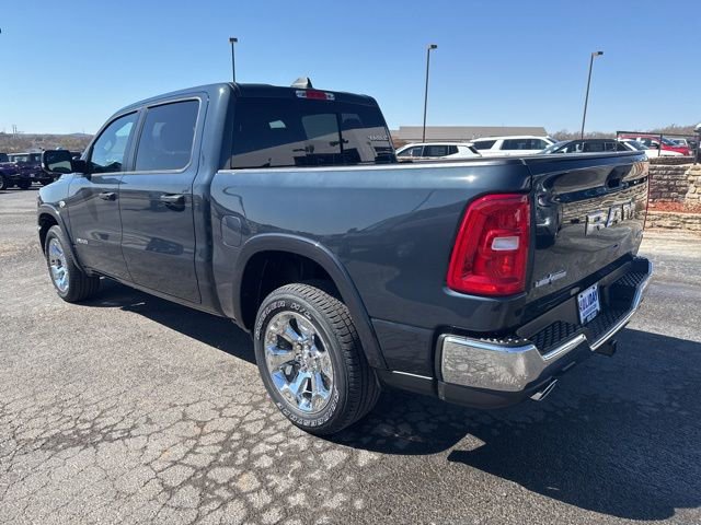 New 2026 RAM 1500 2WD Crew Cab image 3