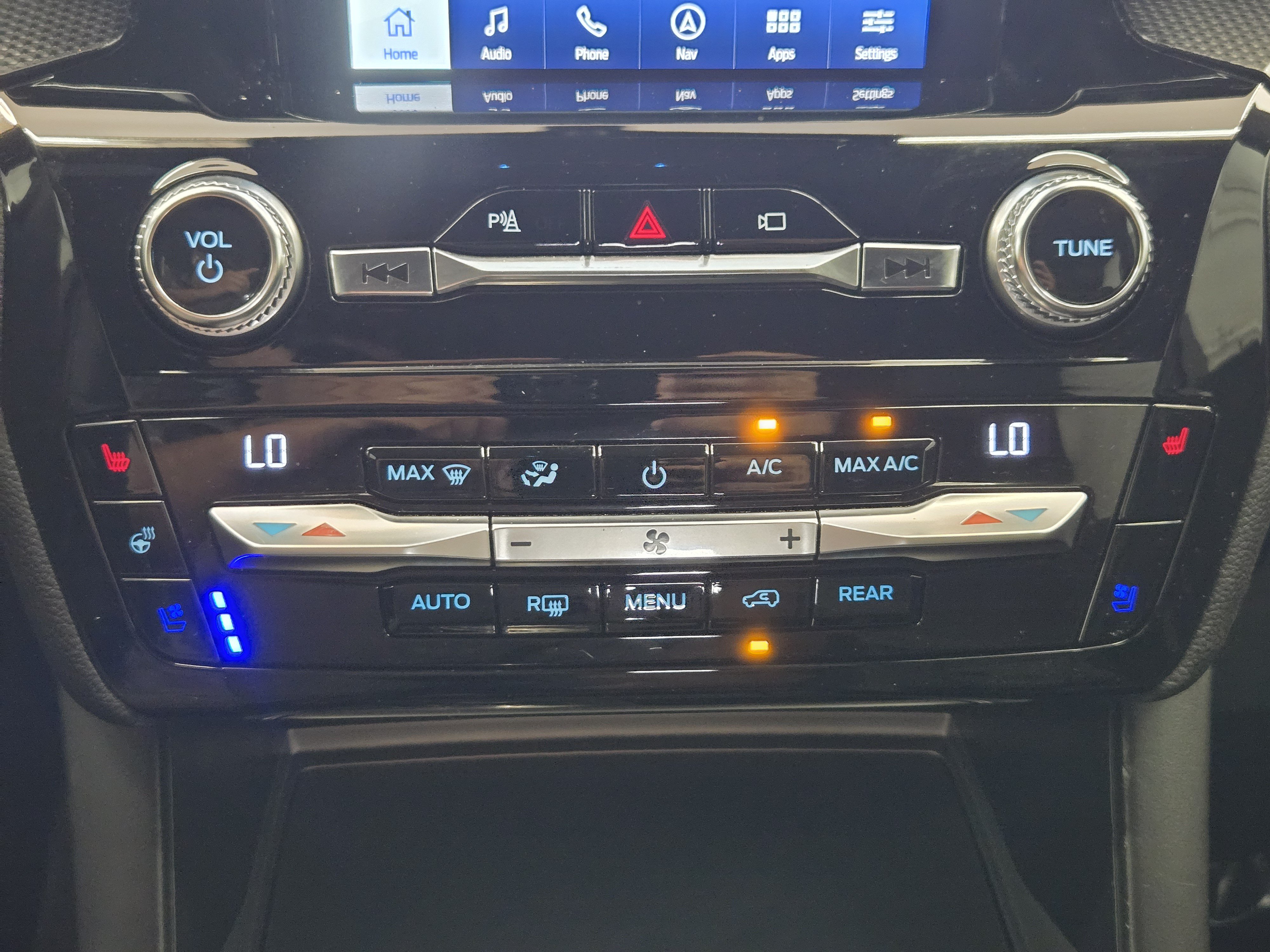 Used 2021 Ford Explorer ST w/ Equipment Group 401A AWD/4WD image 20