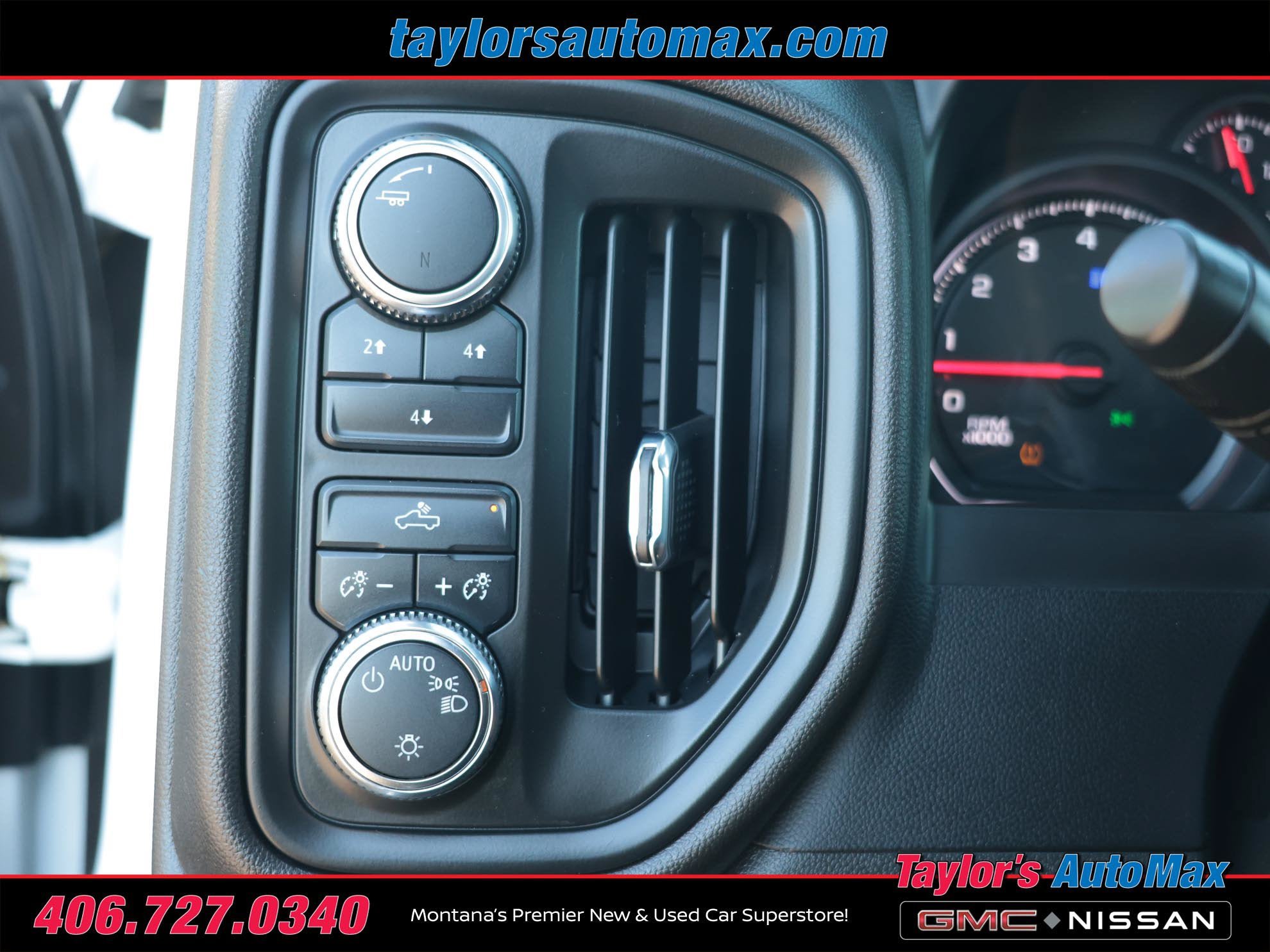 Used 2023 GMC Sierra 3500 Pro w/ Convenience Package AWD/4WD image 19