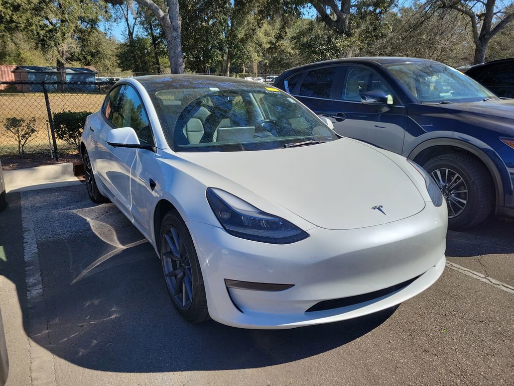 Used 2023 Tesla Model 3 Standard Range image 15