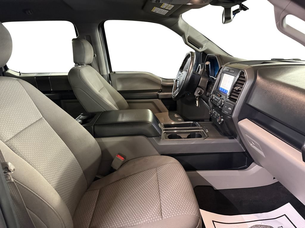 Used 2020 Ford F150 XLT w/ Equipment Group 302A Luxury AWD/4WD image 41