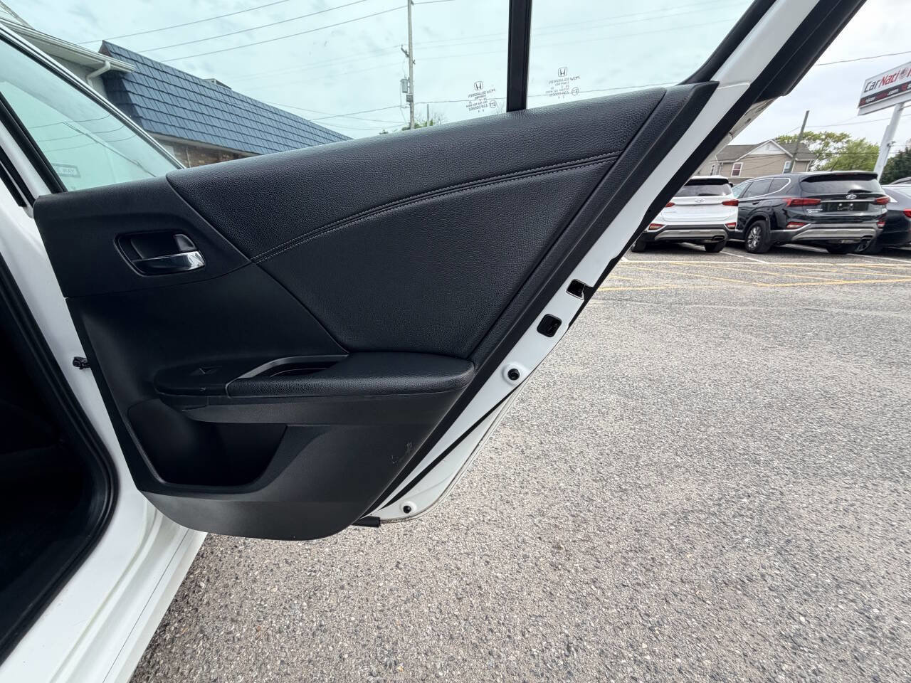 Used 2017 Honda Accord Sport image 49