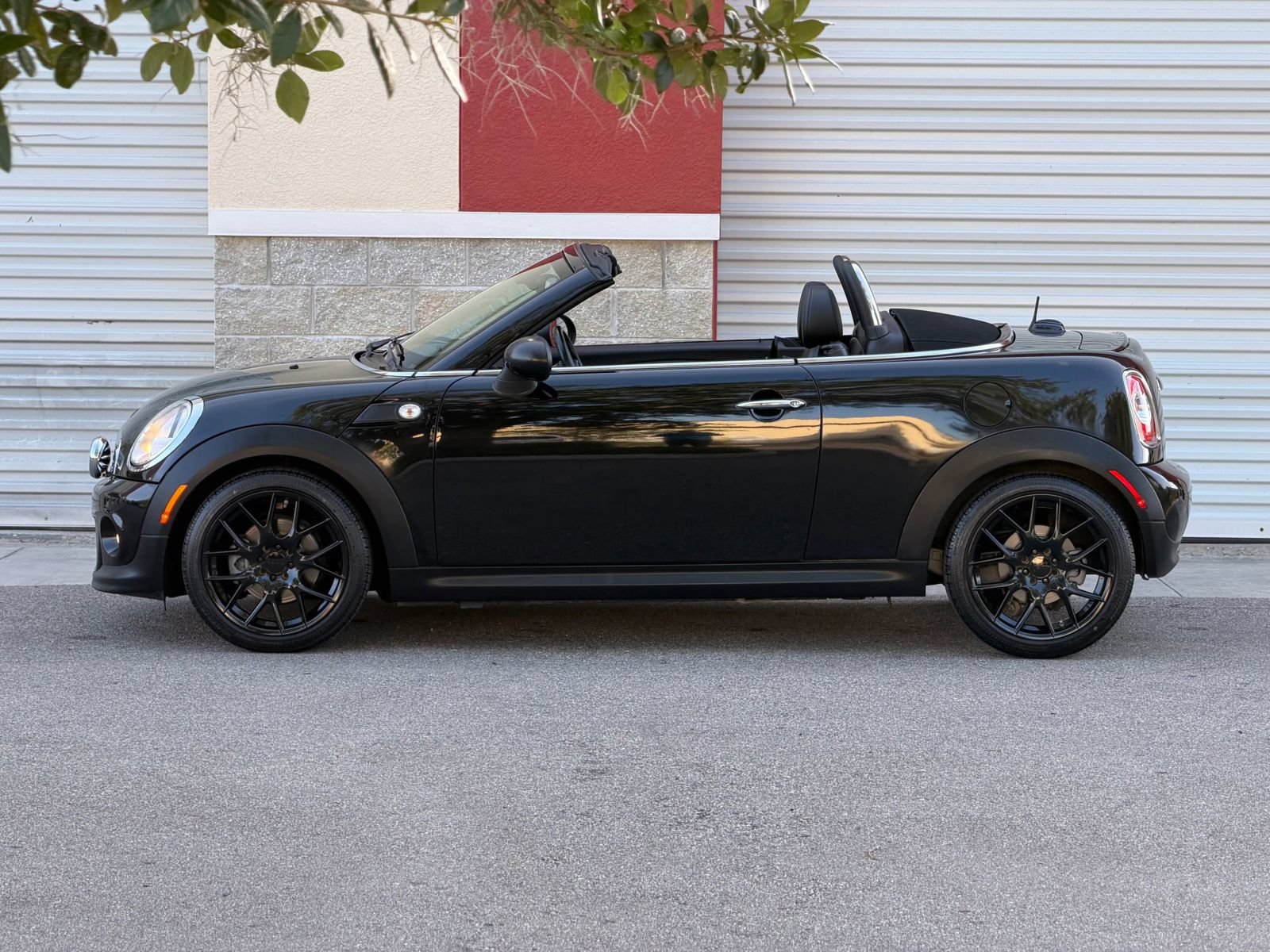 Used 2013 MINI Cooper Roadster FWD image 18
