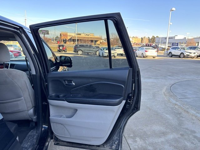 Used 2016 Honda Pilot EX image 23