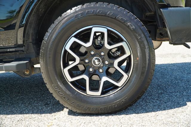Used 2022 Ford Bronco Outer Banks image 16