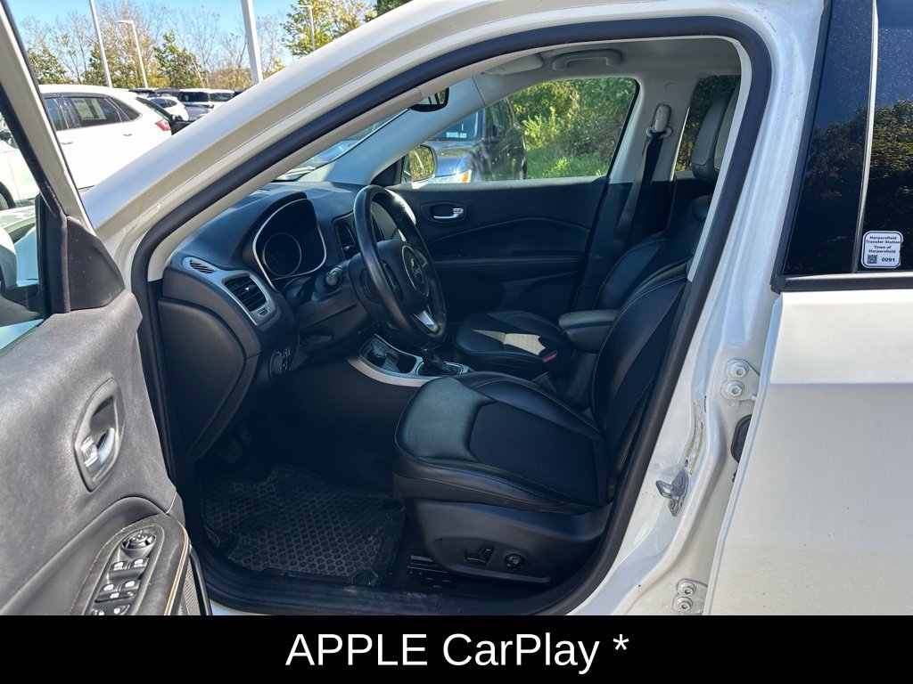 Used 2019 Jeep Compass Latitude w/ Popular Equipment Group AWD/4WD image 10
