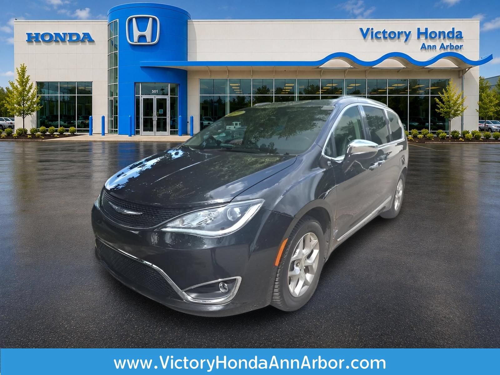 Used 2019 Chrysler Pacifica Limited