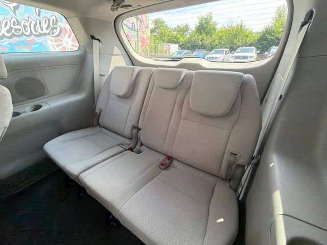 Used 2018 Kia Sedona LX FWD image 21