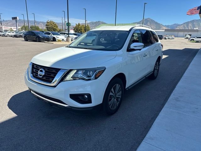 Used 2020 Nissan Pathfinder SL AWD/4WD image 3
