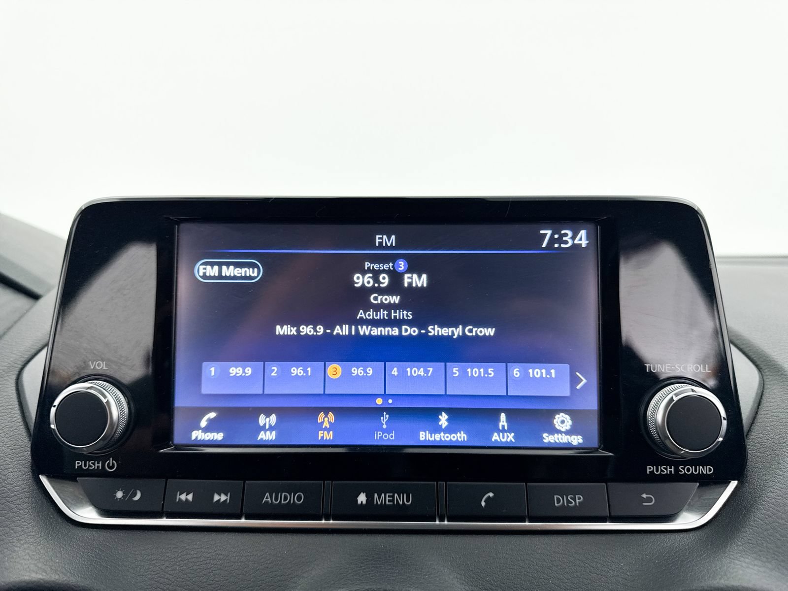 Used 2023 Nissan Sentra S FWD image 19