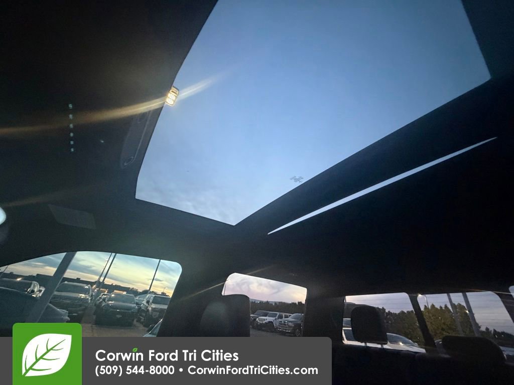 Used 2019 Ford F150 Raptor w/ Equipment Group 802A Luxury AWD/4WD image 14