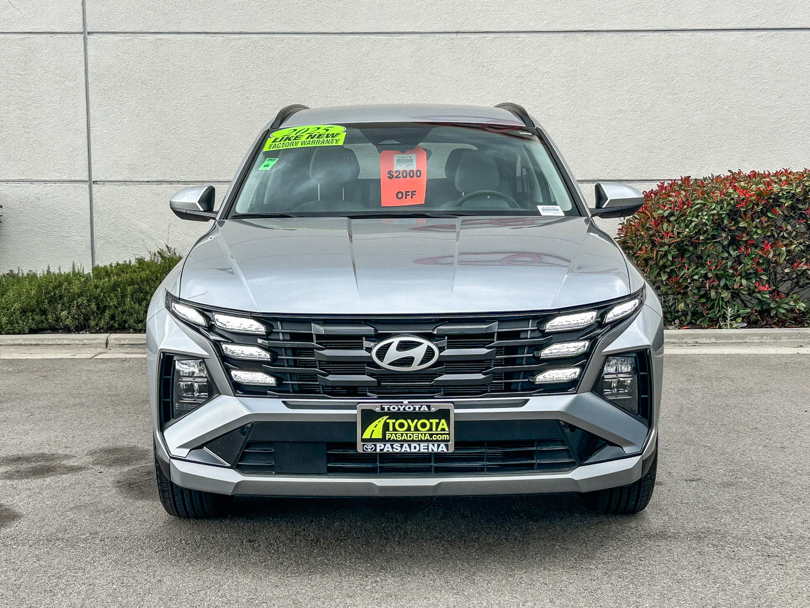 Used 2025 Hyundai Tucson SEL FWD image 2