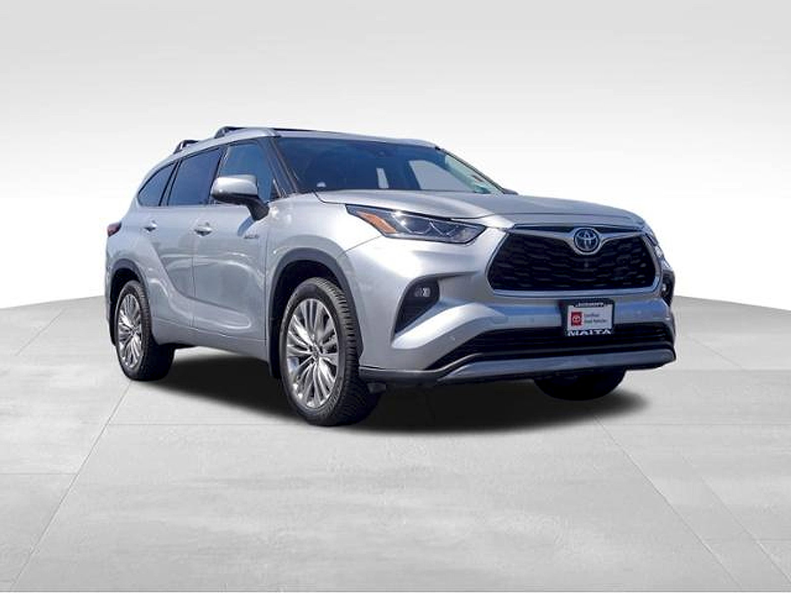 Certified 2021 Toyota Highlander Platinum FWD image 1