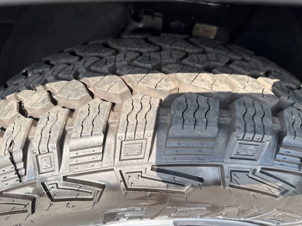 Used 2026 Chevrolet Equinox ACTIV AWD/4WD image 30