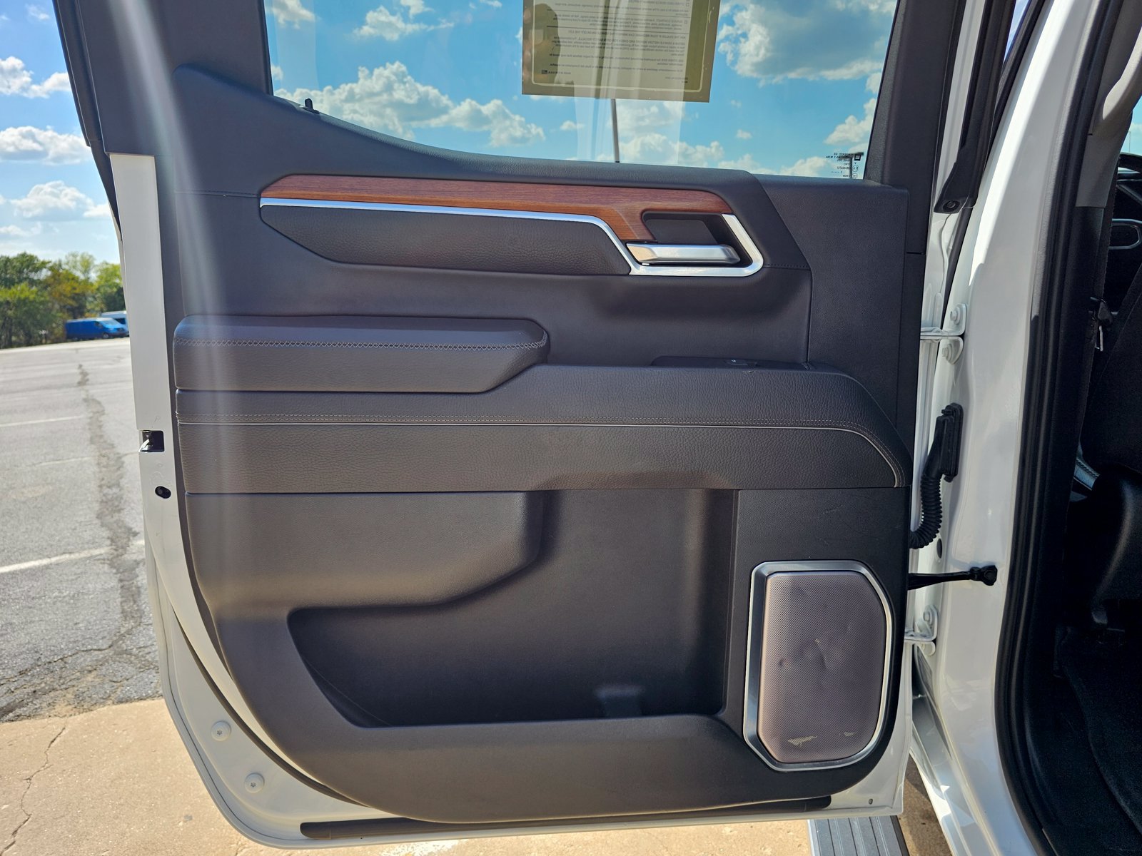 Used 2023 GMC Sierra 1500 Denali AWD/4WD image 33
