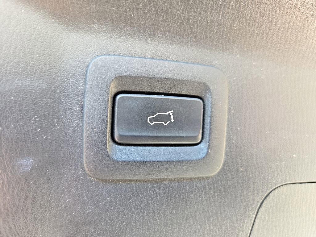 Used 2018 MAZDA CX-9 Touring w/ Touring Premium Package image 29