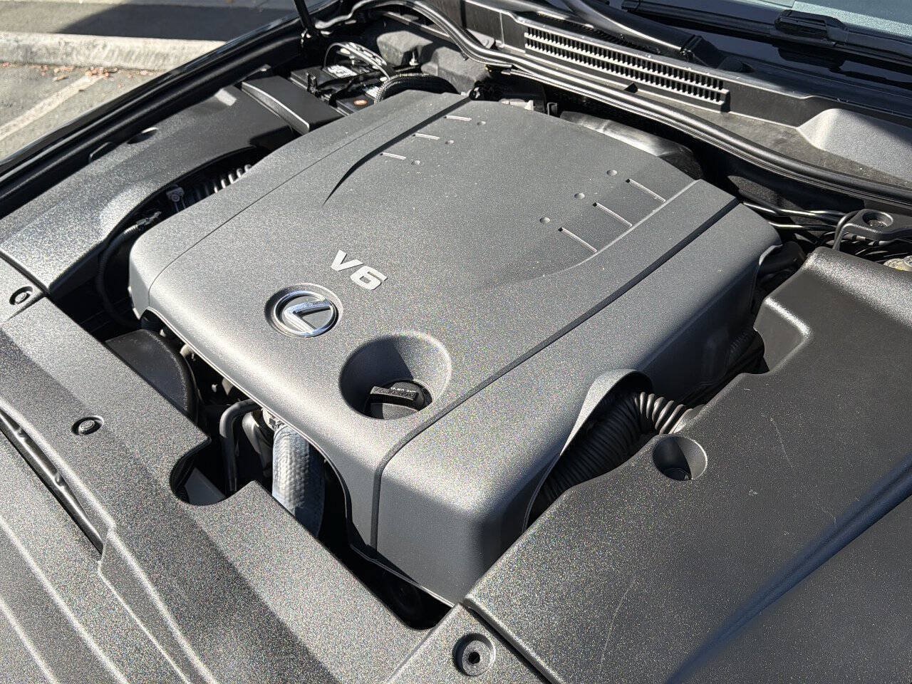 Used 2013 Lexus IS 250C RWD image 12