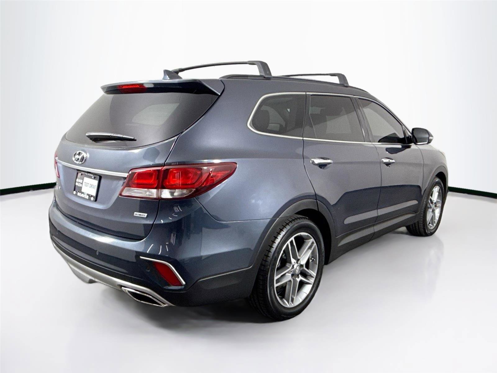 Used 2017 Hyundai Santa Fe SE image 6