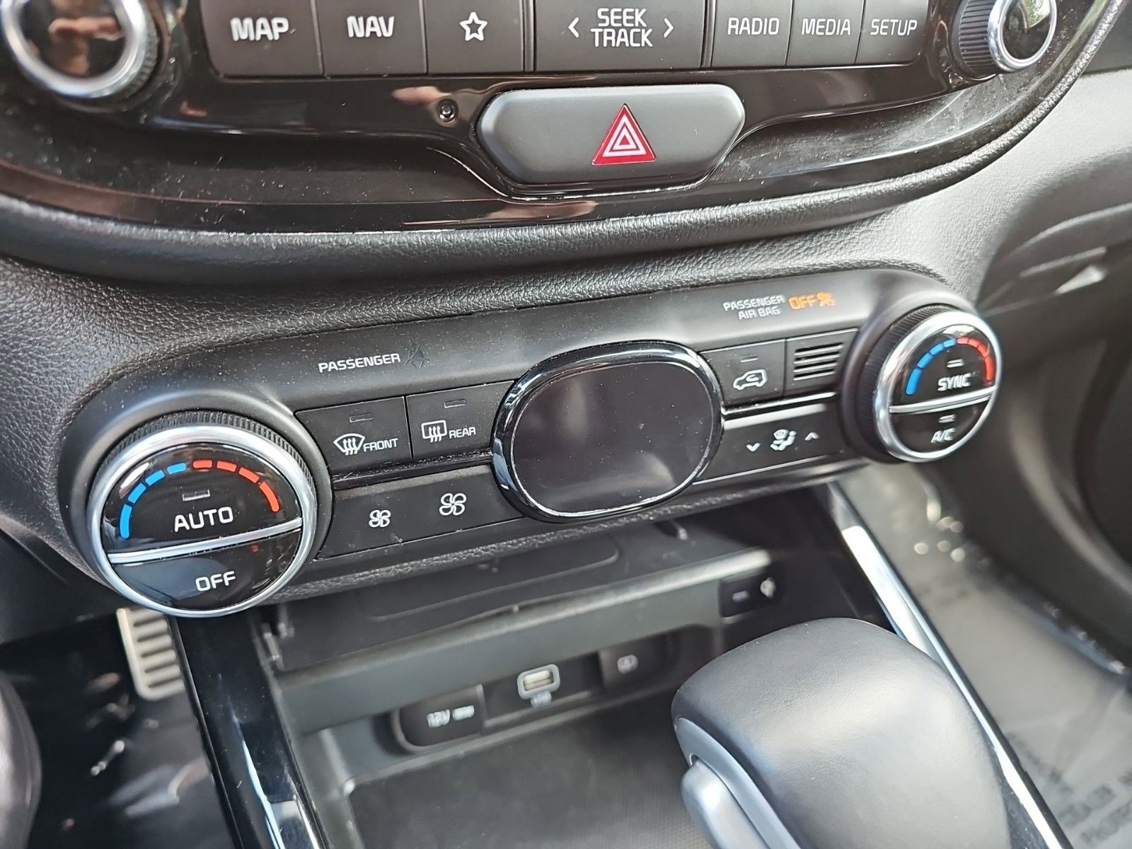 Used 2022 Kia Soul Turbo FWD image 22