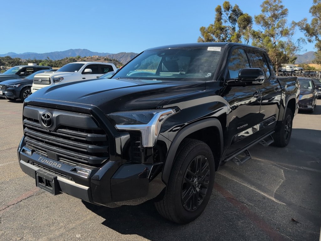 Used 2026 Toyota Tundra Limited AWD/4WD image 7