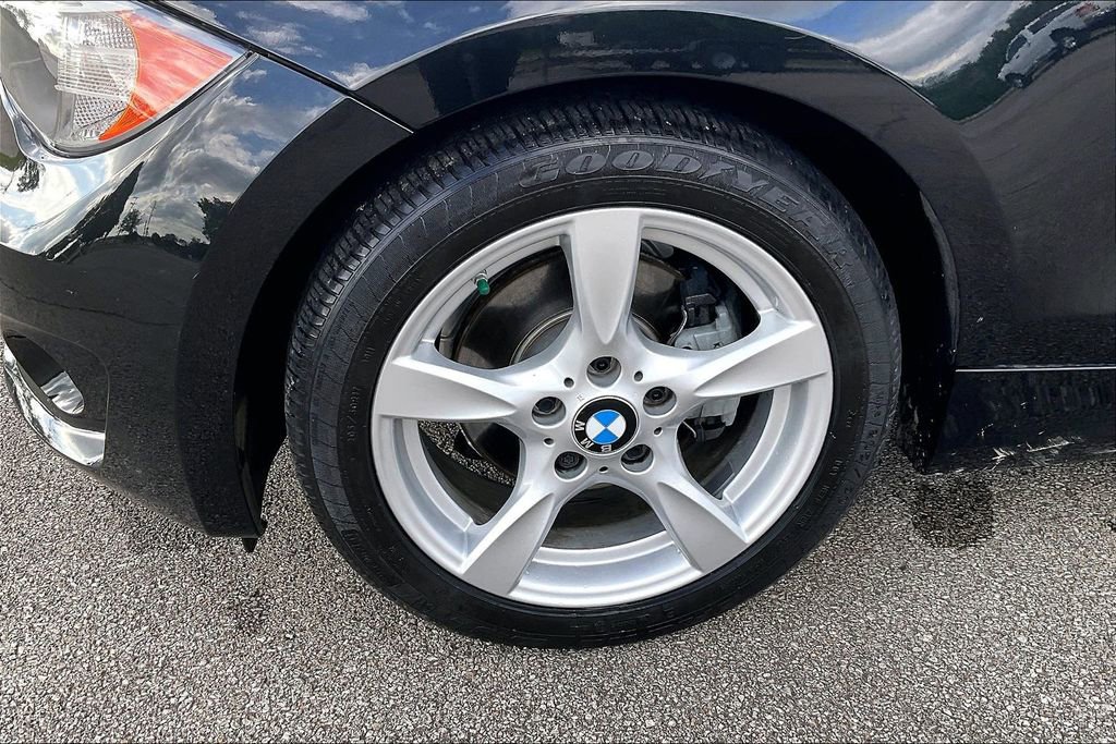 Used 2013 BMW 128i Convertible RWD image 8
