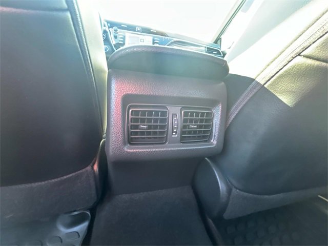 Used 2020 Toyota Camry XLE image 14