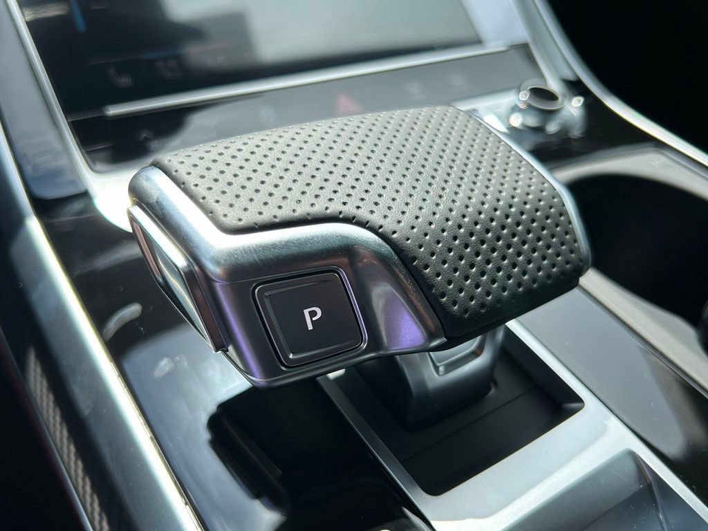 New 2026 Audi SQ8 Prestige AWD/4WD image 39