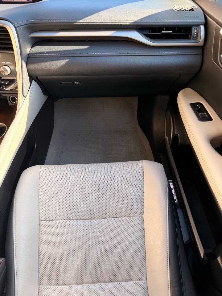 Used 2017 Lexus RX 350 FWD w/ Premium Package image 11