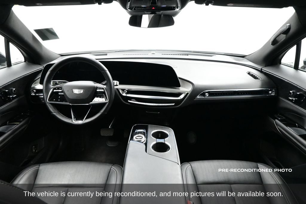 Used 2024 Cadillac Lyriq Sport RWD image 13