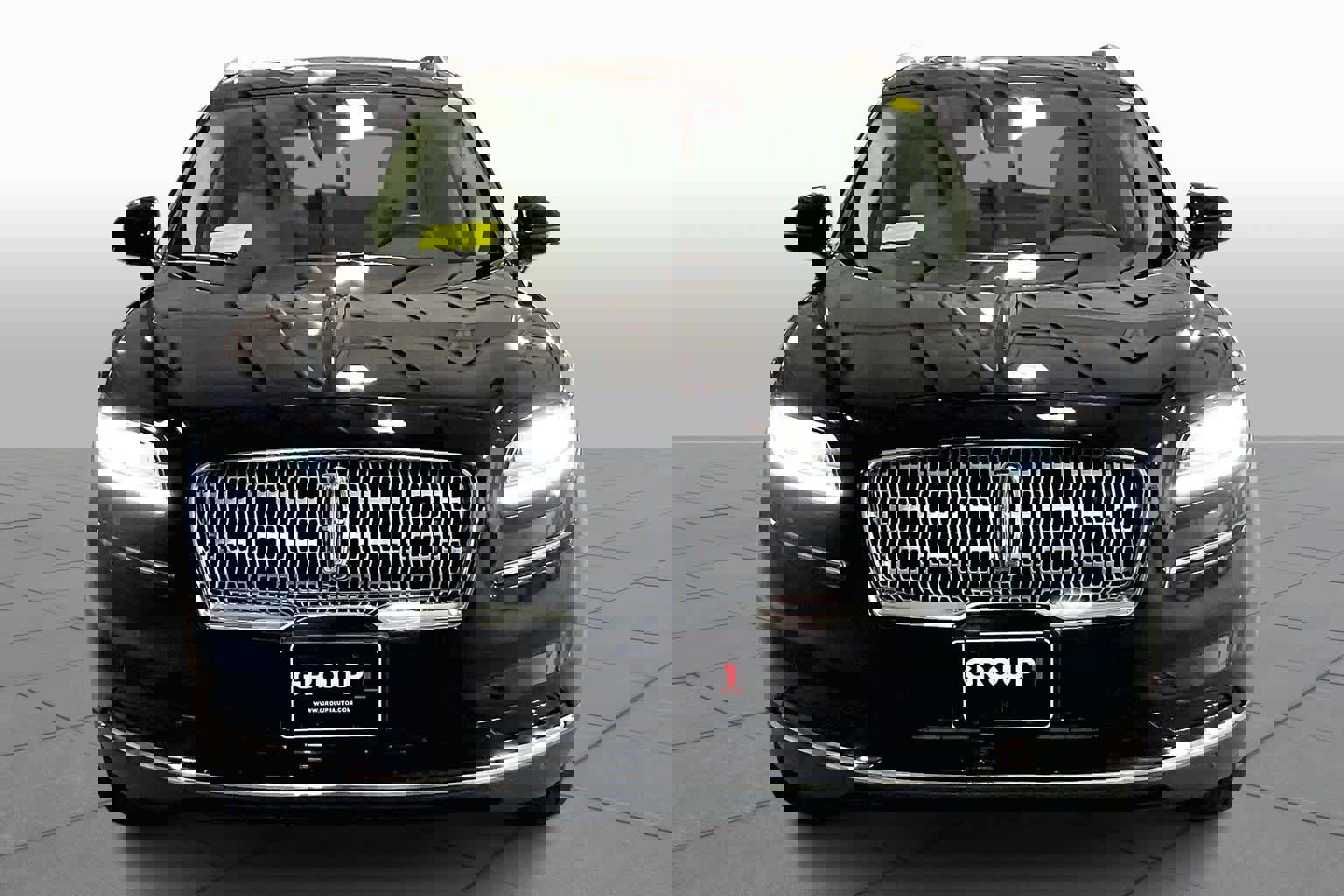 Used 2022 Lincoln Nautilus Reserve w/ Equipment Group 201A image 4