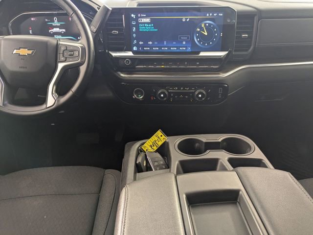 Used 2024 Chevrolet Silverado 1500 LT image 25