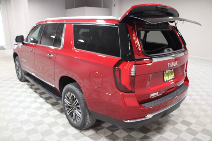 New 2026 GMC Yukon XL Elevation w/ Elevation Premium Package image 13