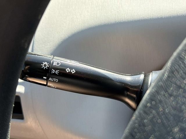 Used 2015 Toyota Prius V Three FWD image 25