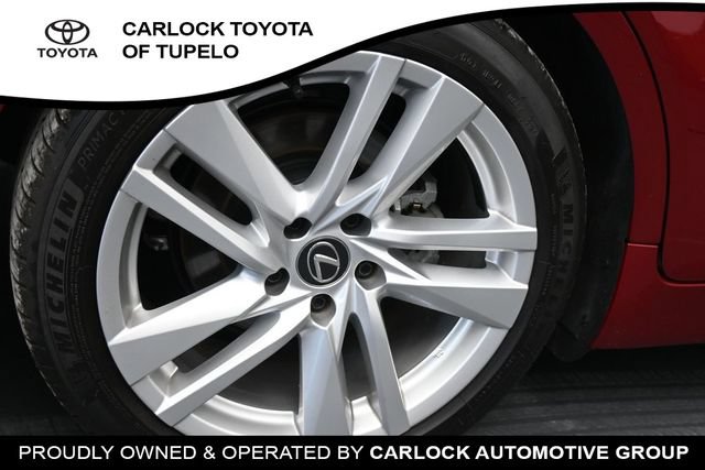 Used 2025 Lexus IS 300 w/ Comfort Package RWD image 17