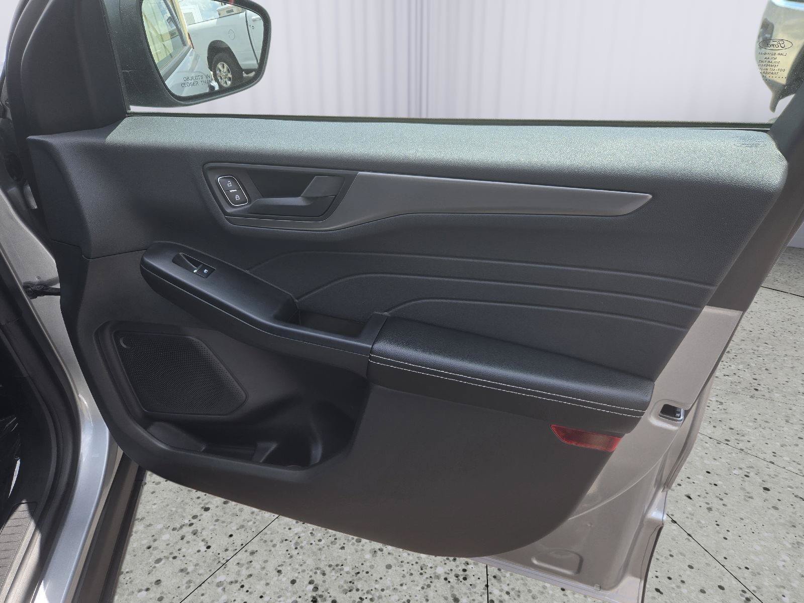 Used 2024 Ford Escape Active FWD image 33