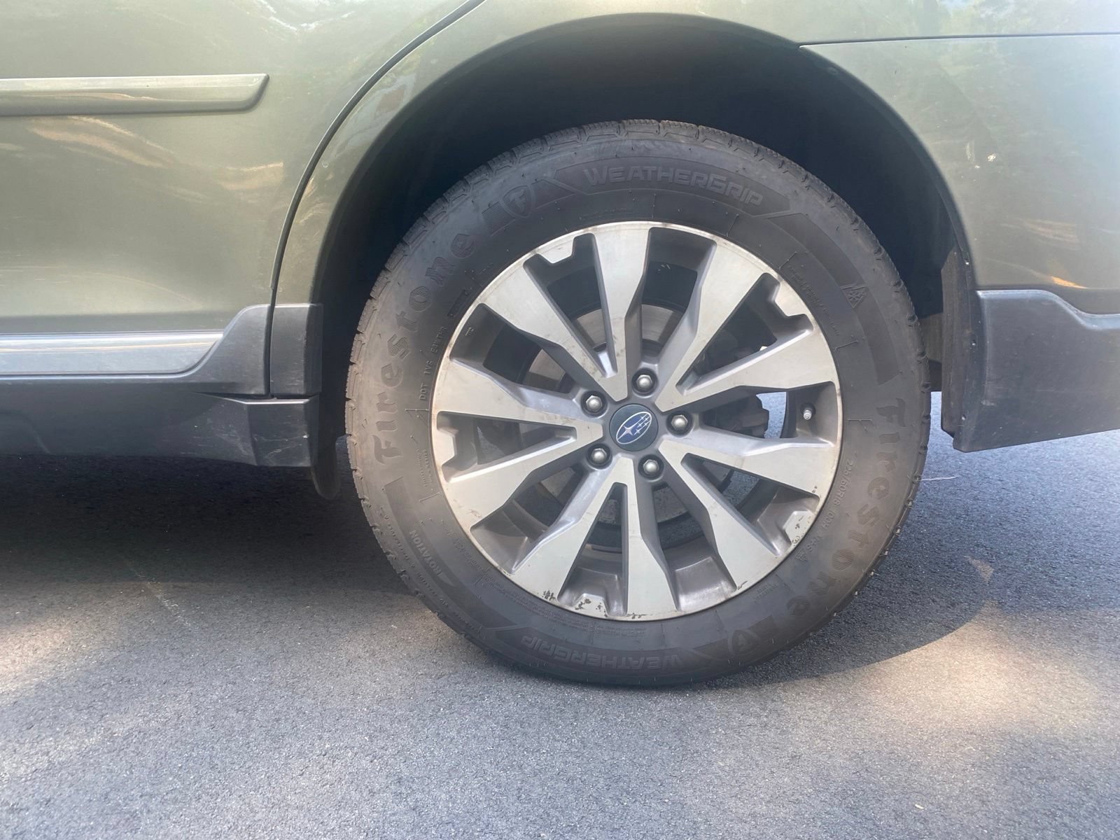 Used 2019 Subaru Outback 3.6R Touring AWD/4WD image 22