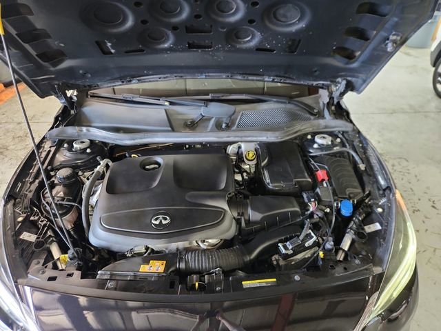 Used 2018 INFINITI QX30 Premium w/ Cargo Package image 27