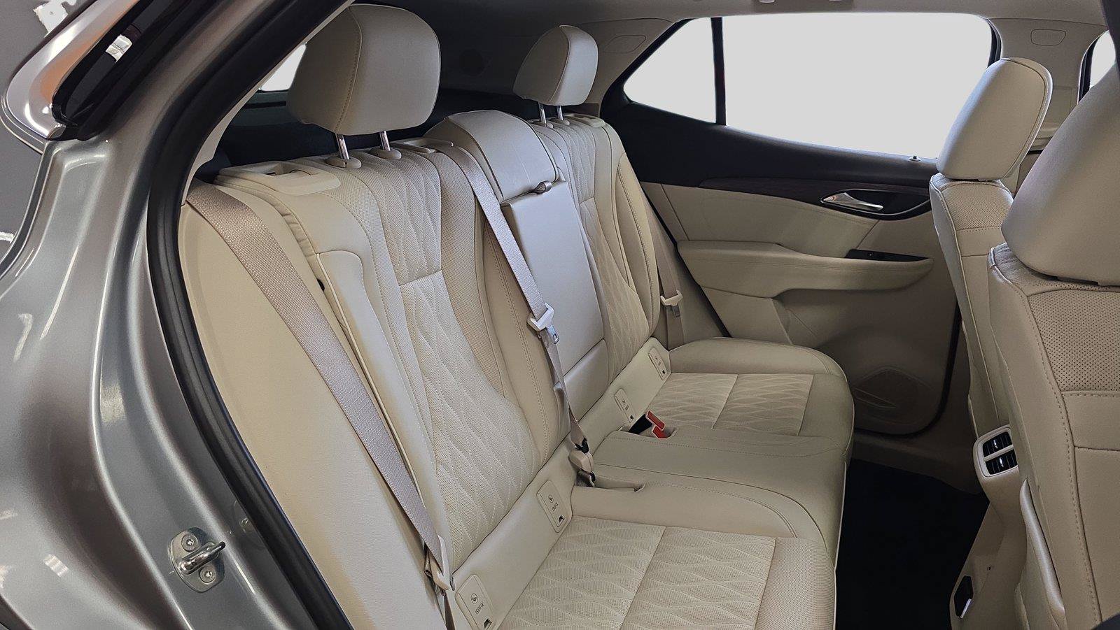 Used 2023 Buick Envision Avenir FWD image 17