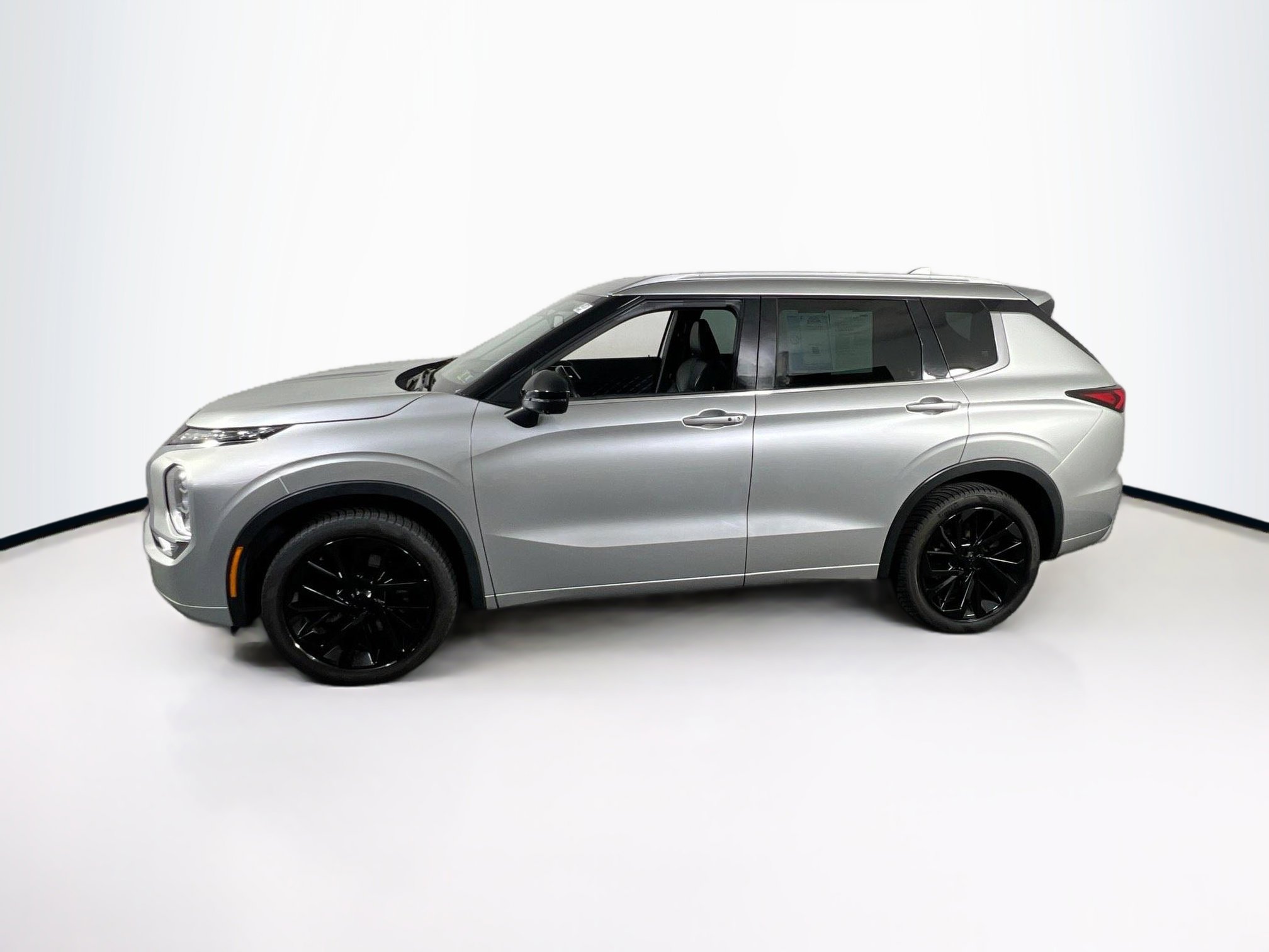 Used 2022 Mitsubishi Outlander SEL FWD image 8