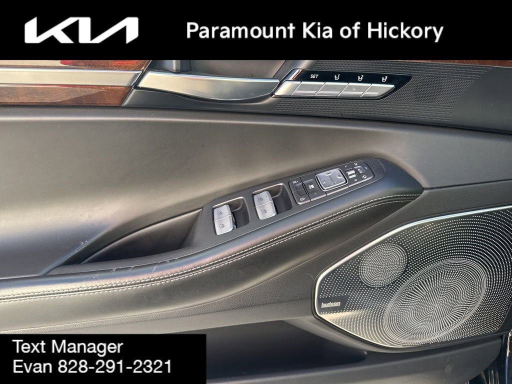 Used 2017 Genesis G90 5.0 Ultimate image 23