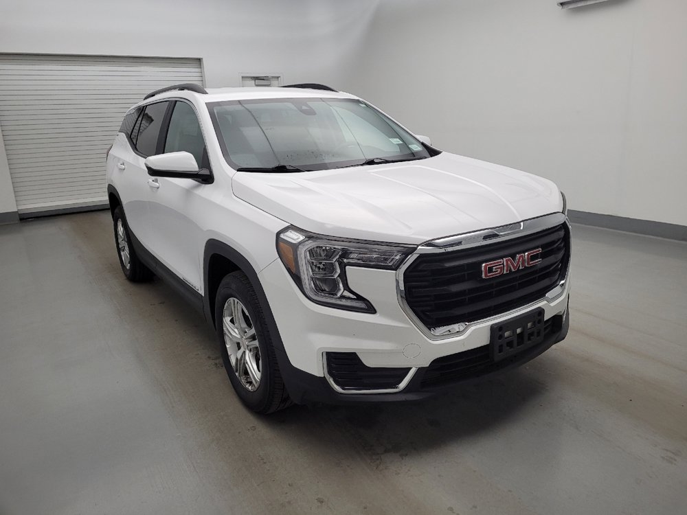 Used 2023 GMC Terrain SLE w/ Driver Convenience Package AWD/4WD image 13