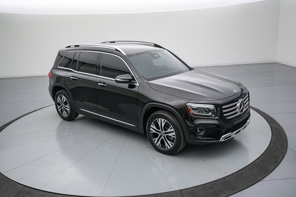 Used 2024 Mercedes-Benz GLB 250 image 3