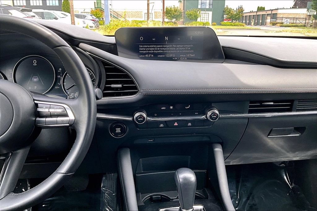 Used 2019 MAZDA MAZDA3 Sedan FWD image 8